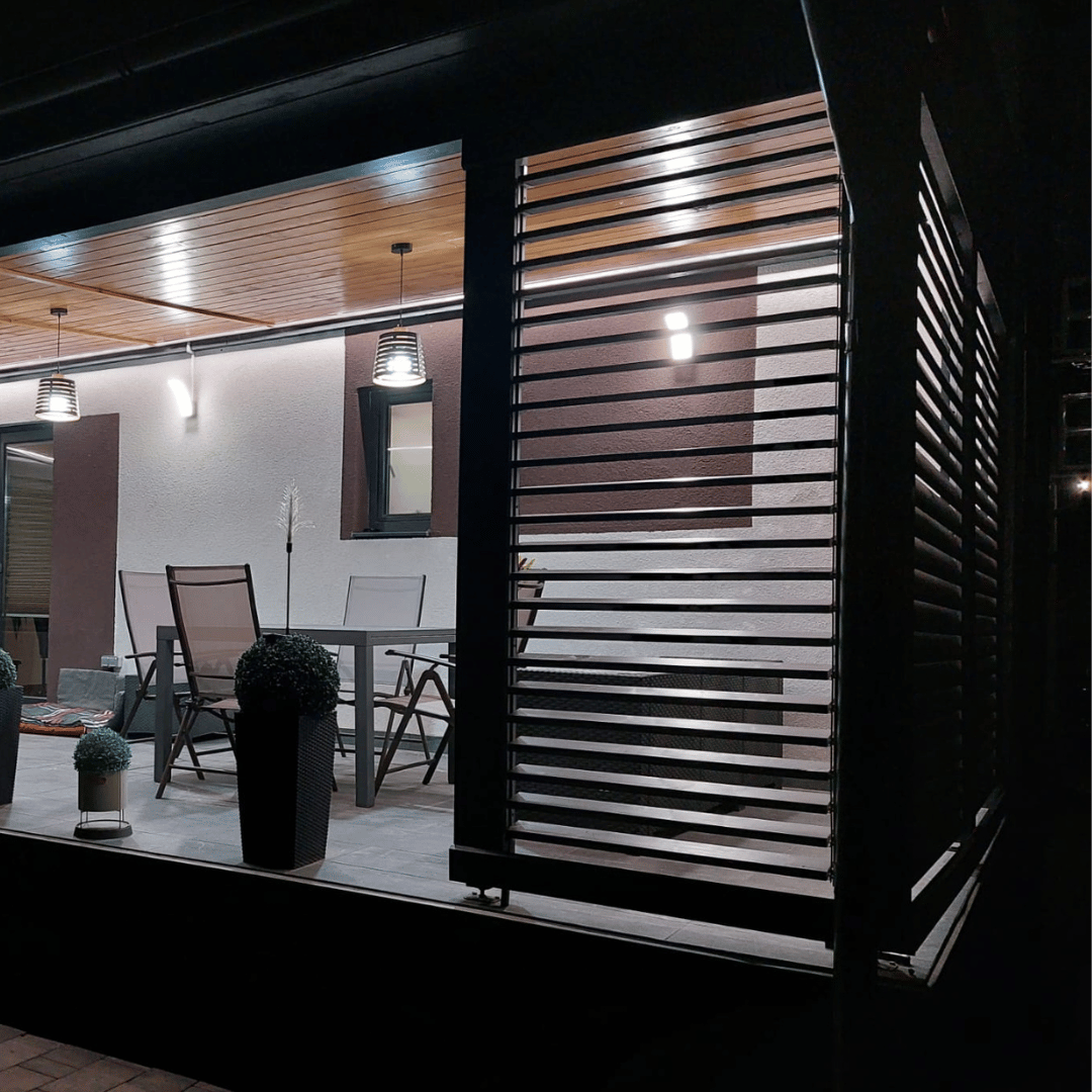 DecoLine24 - 200cm Adjustable Aluminum Louver System – 2 Rails/ Set (Dark Grey or Silver Grey) for Terrace Blinds